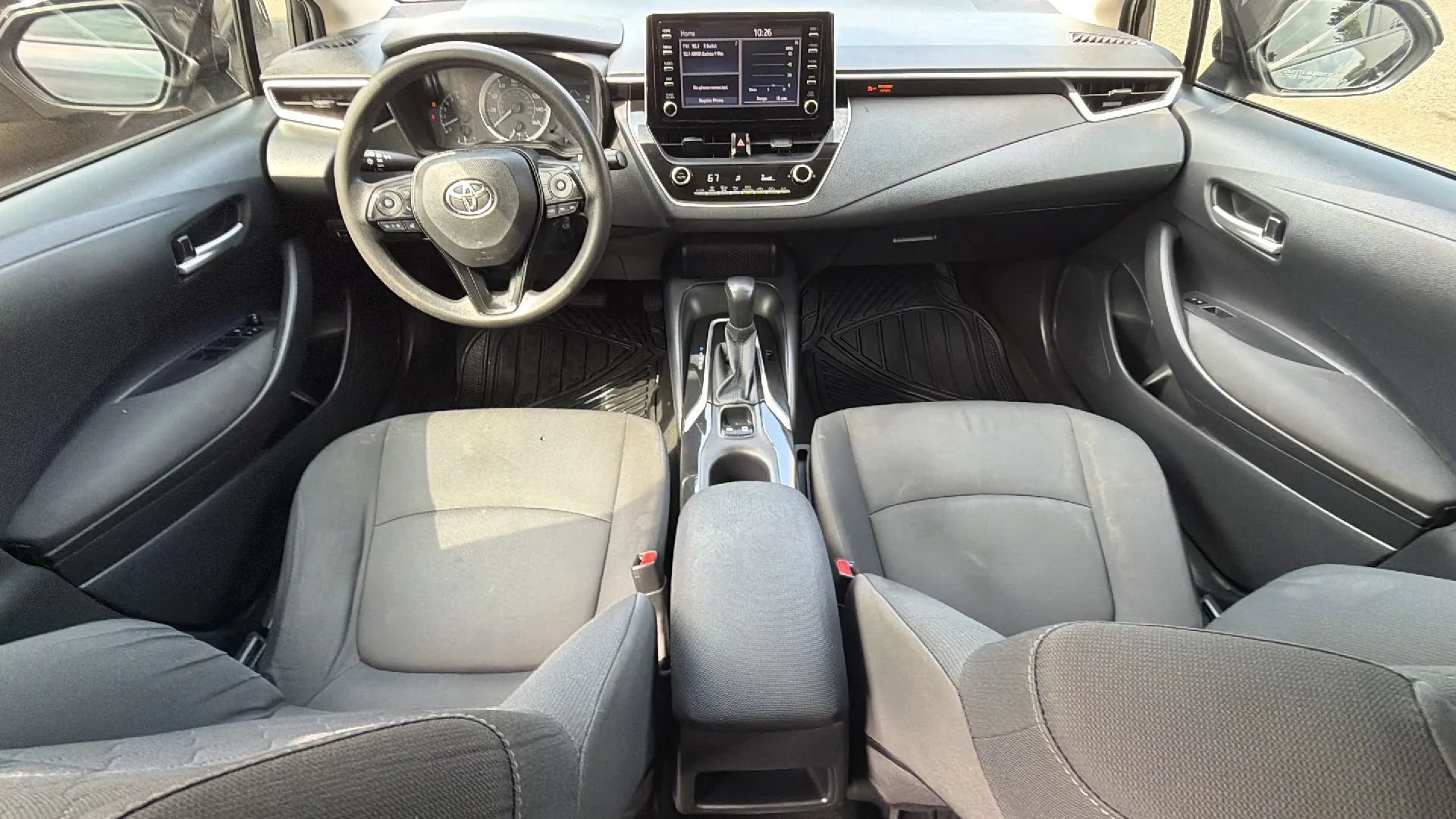 Used 2020 Toyota Corolla LE FWD image 27
