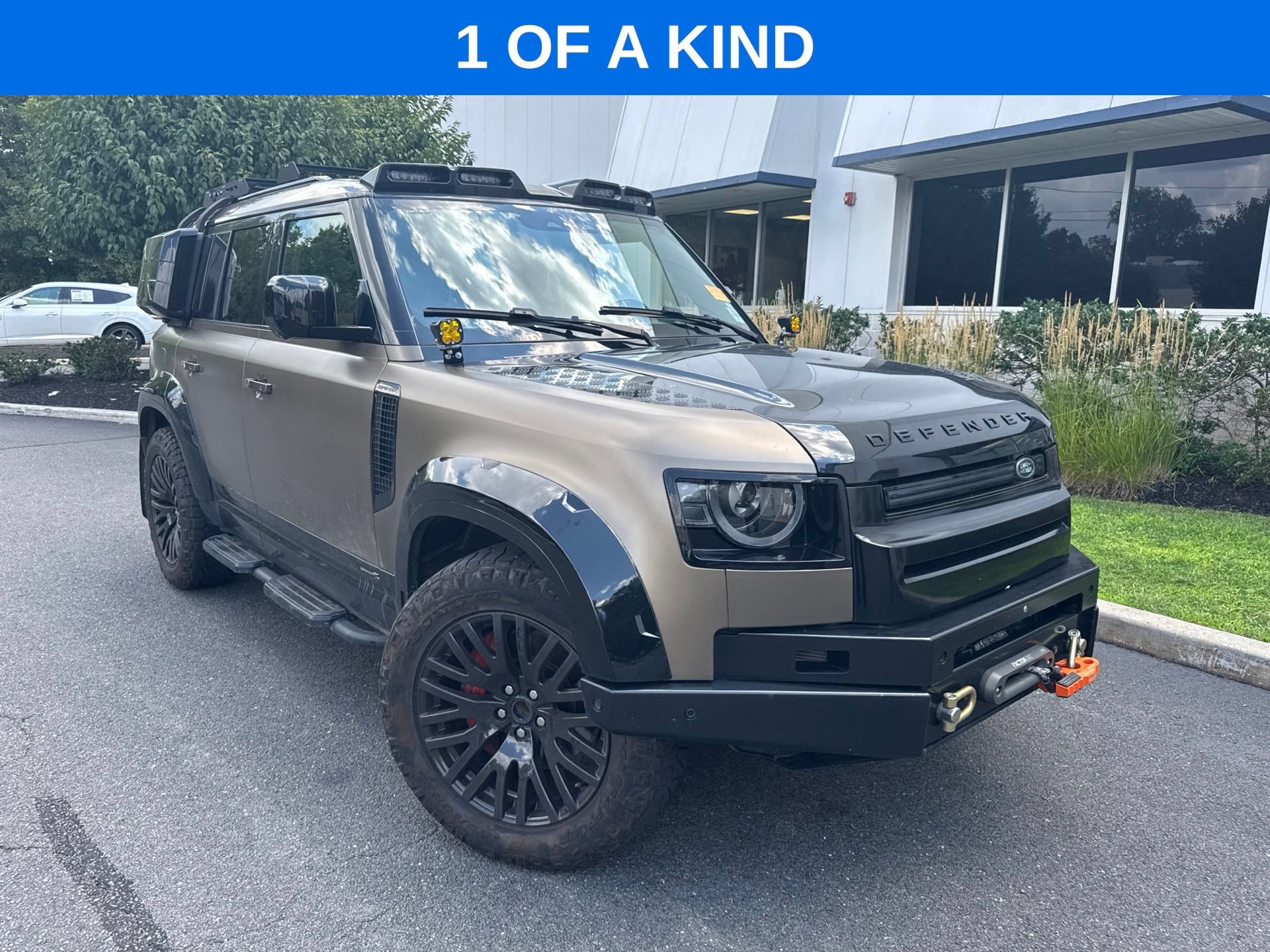 Used 2024 Land Rover Defender 110 X AWD/4WD image 1