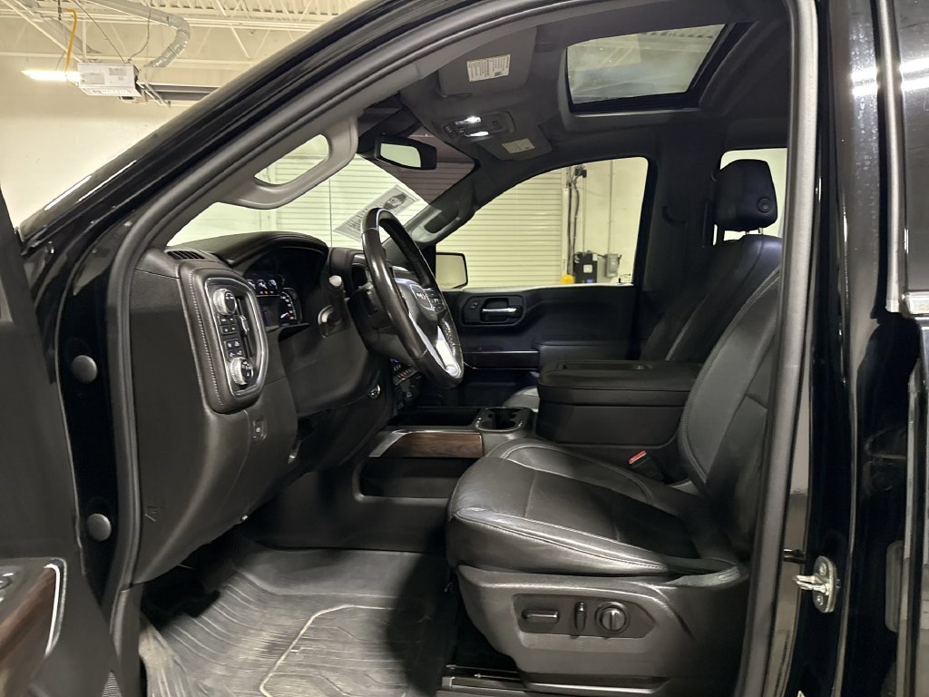 Used 2021 GMC Sierra 1500 SLT w/ SLT Premium Package AWD/4WD image 20