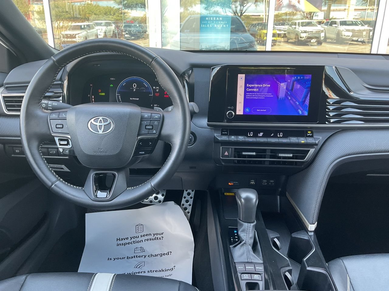 Used 2025 Toyota Camry SE FWD image 13