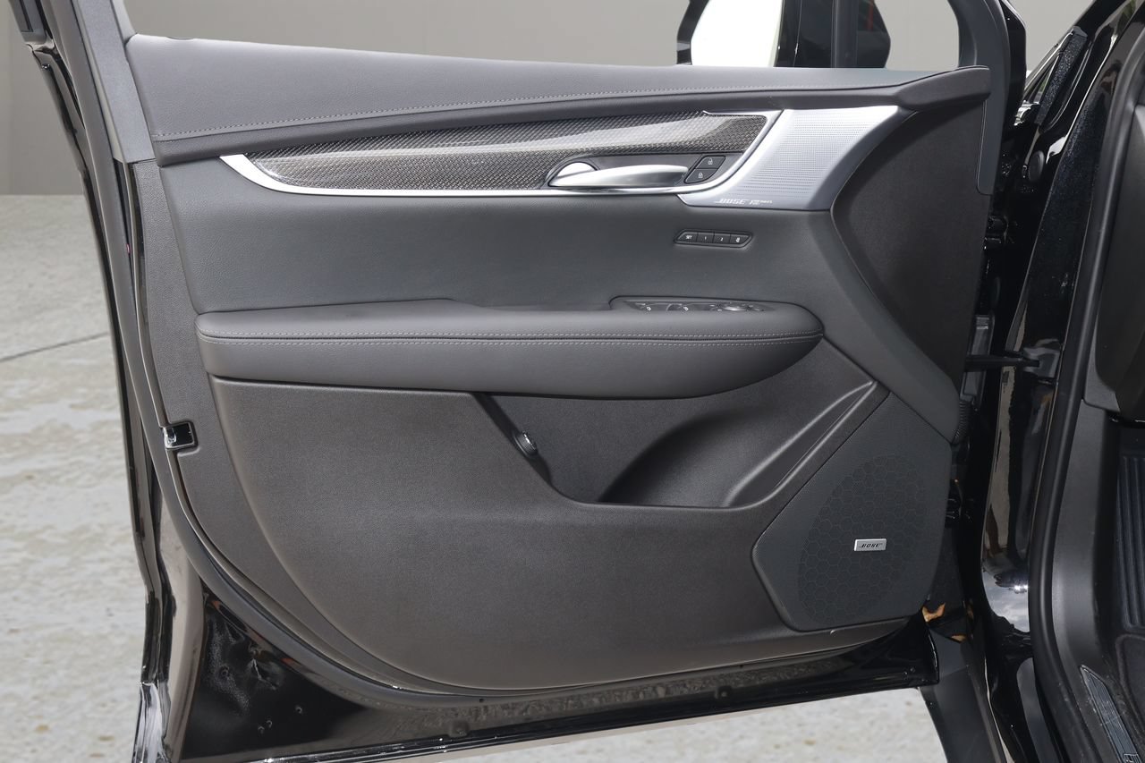 New 2026 Cadillac XT5 Sportv AWD/4WD image 9
