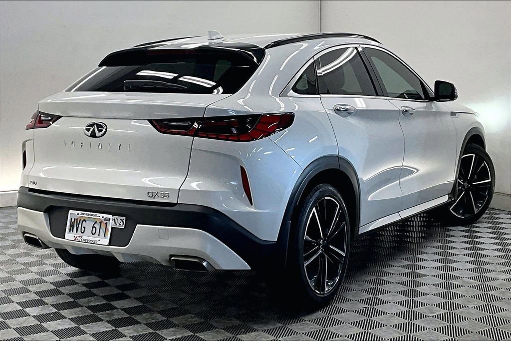 Used 2023 INFINITI QX55 Essential image 12