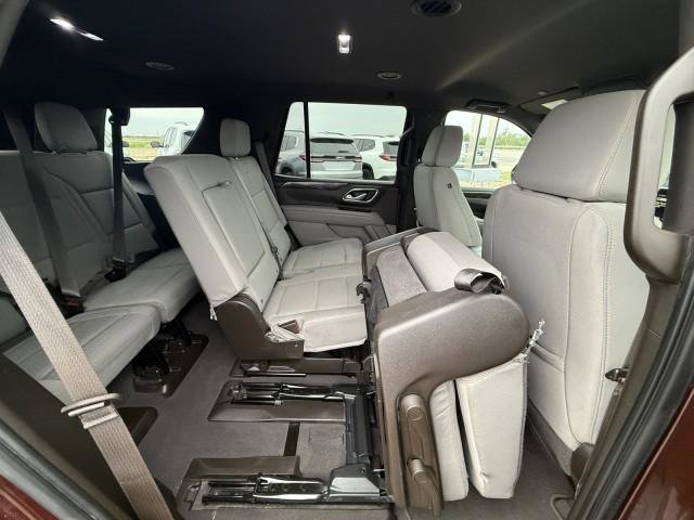 Used 2023 GMC Yukon SLE RWD image 35
