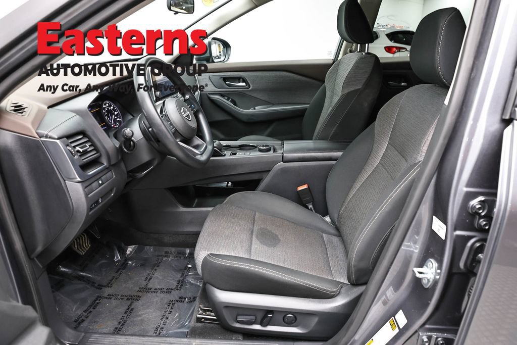 Used 2023 Nissan Rogue SV AWD/4WD image 13