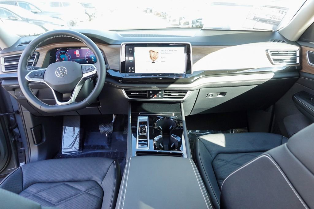 New 2026 Volkswagen Atlas SE image 29