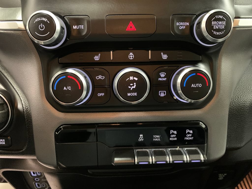 Used 2019 RAM 1500 Big Horn AWD/4WD image 26