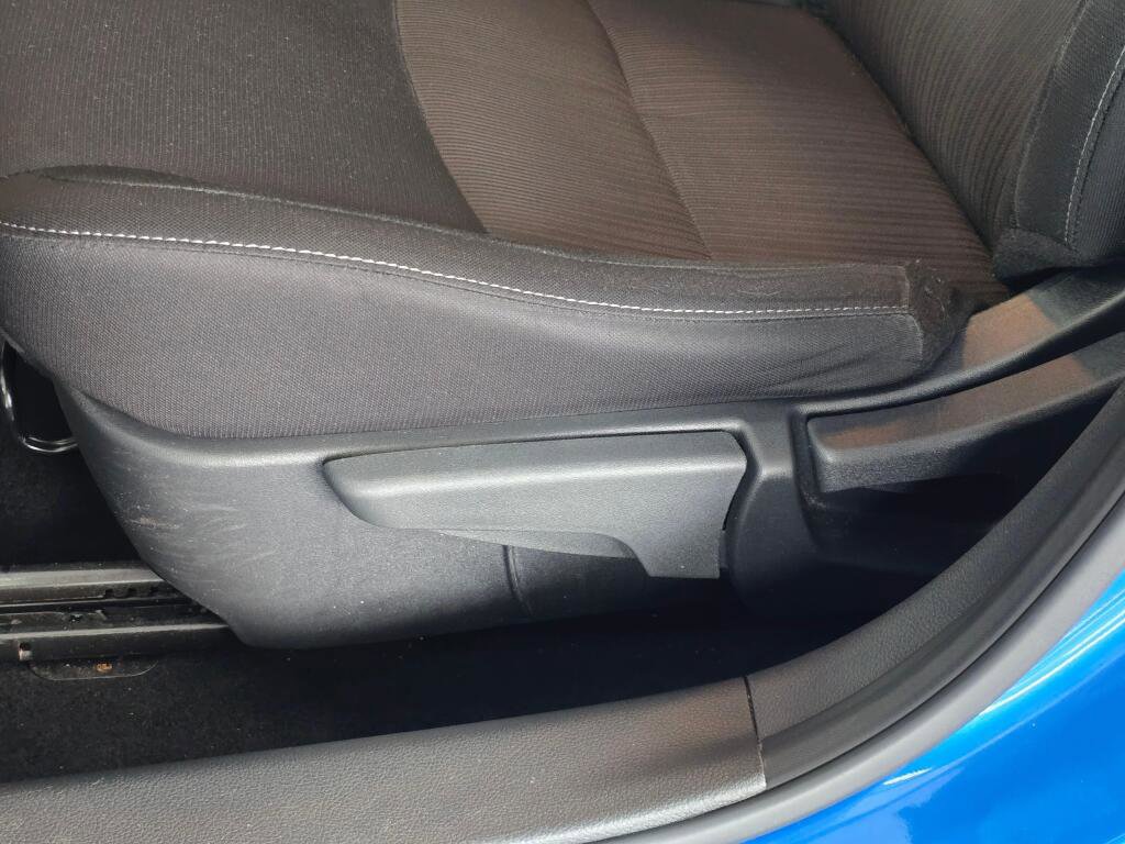 Used 2024 Nissan Sentra SV FWD image 20