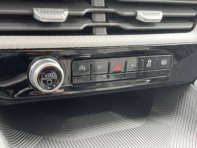 New 2026 Ford Explorer Active w/ Active Comfort Package RWD image 29