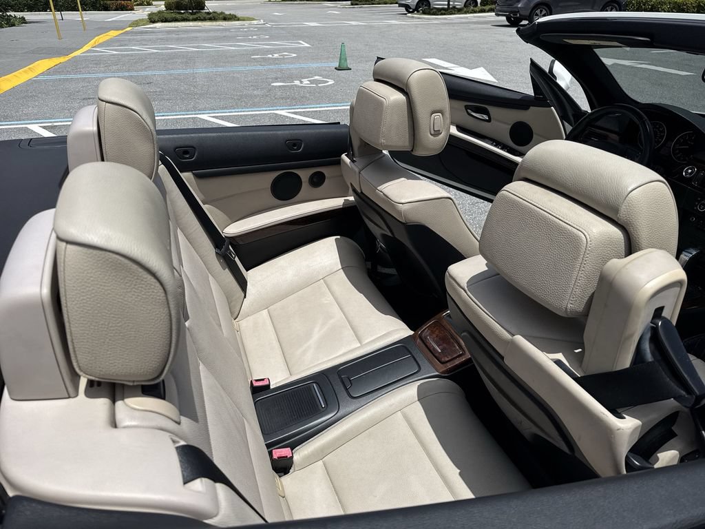 Used 2012 BMW 328i Convertible RWD image 33