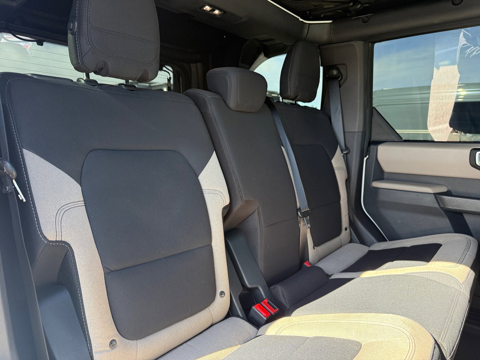 Used 2023 Ford Bronco Big Bend w/ Sasquatch Package image 18