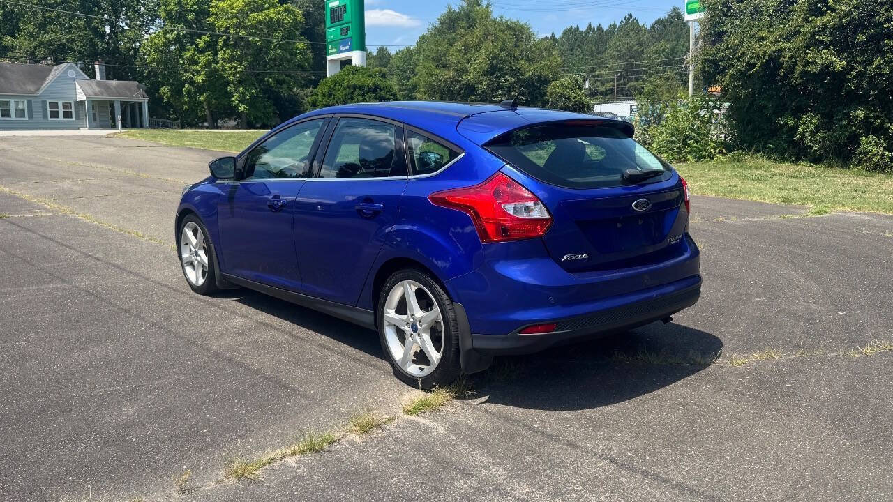 Used 2013 Ford Focus Titanium w/ Titanium Handling Pkg FWD image 6