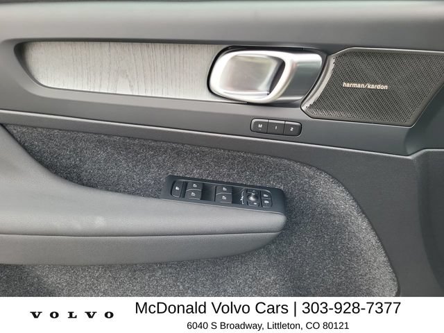 New 2026 Volvo XC40 B5 Plus w/ Protection Package Premier AWD/4WD image 10