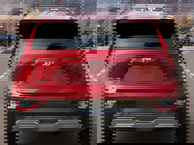 New 2024 Kia Niro Wave w/ Wave Preserve Package image 13