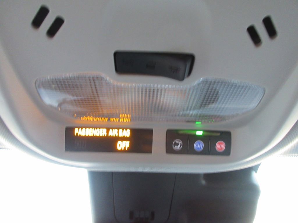 New 2026 Chevrolet Trax LT w/ LPO, Blackout Package image 32