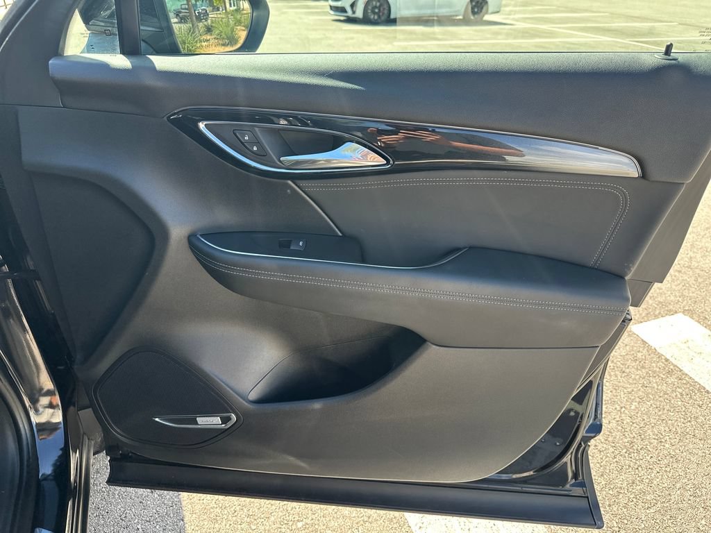 Used 2025 Buick Envision Preferred AWD/4WD image 35