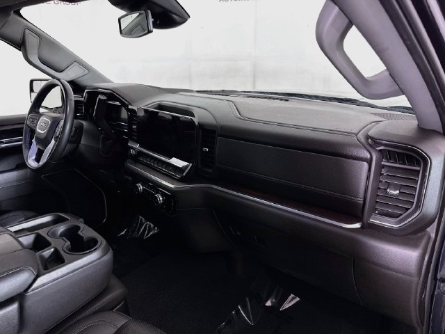 Used 2025 GMC Sierra 1500 SLT AWD/4WD image 28