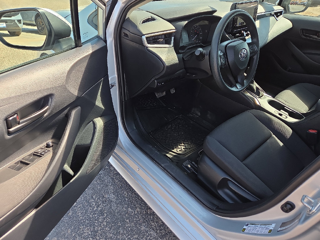 Used 2024 Toyota Corolla LE FWD image 22