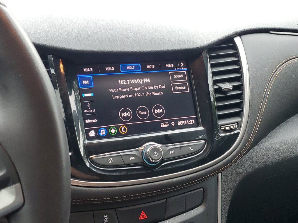 Used 2022 Chevrolet Trax LT w/ Sport Edition FWD image 25