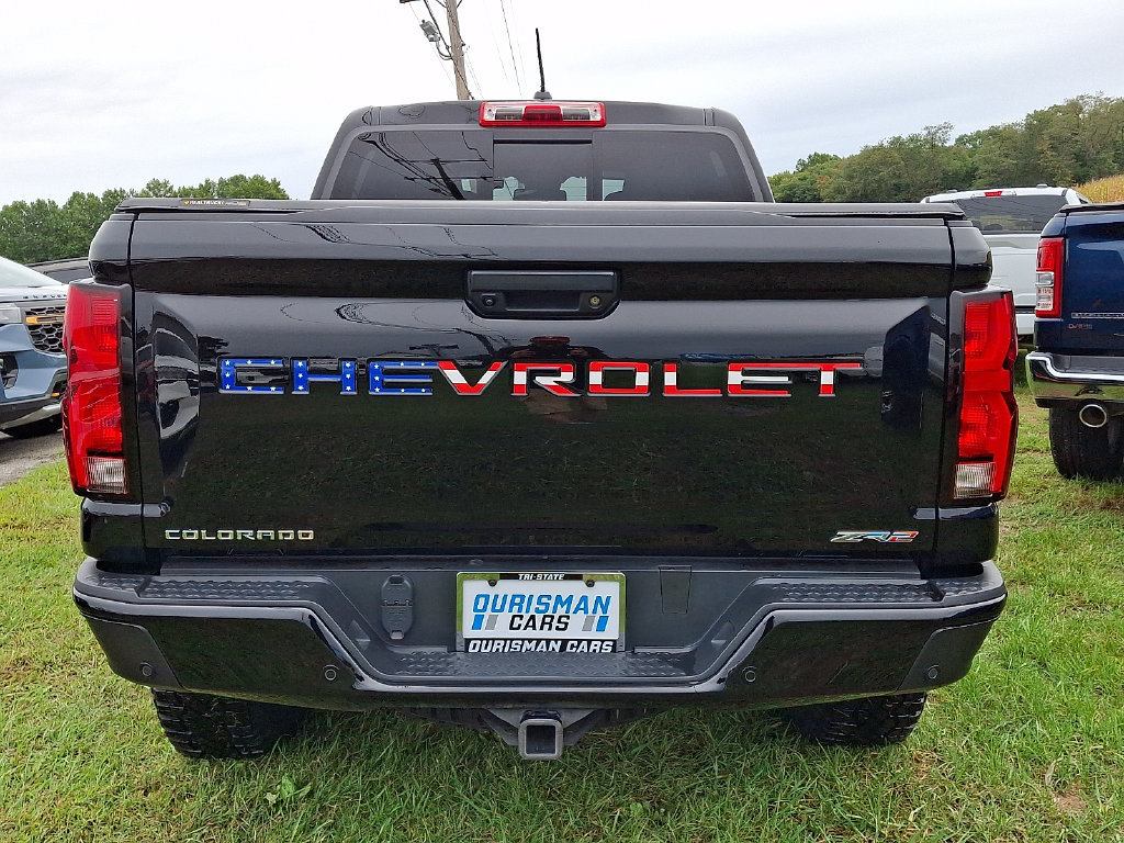Used 2024 Chevrolet Colorado ZR2 w/ Technology Package AWD/4WD image 5
