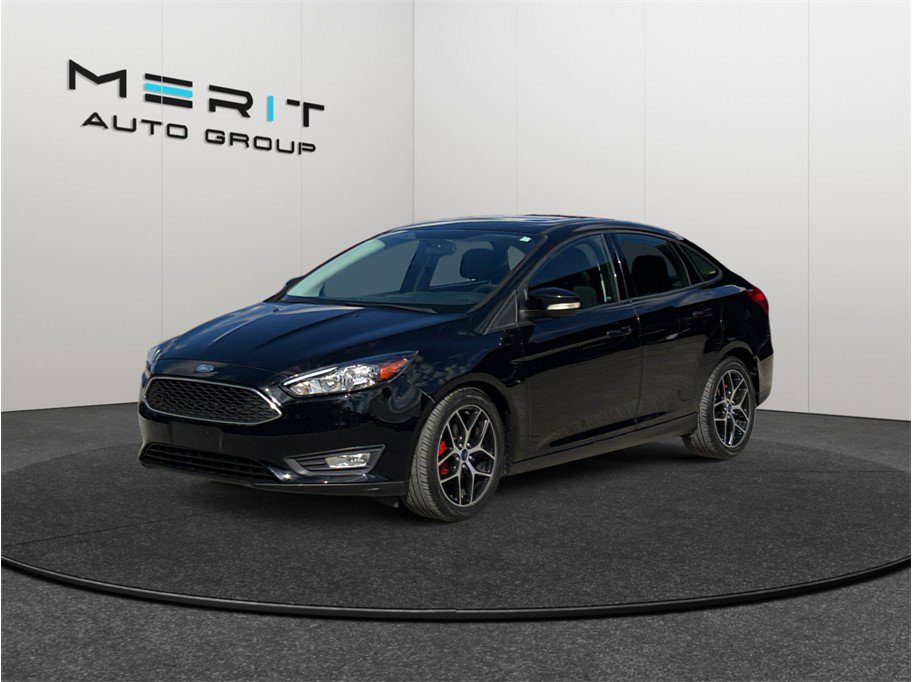Used 2017 Ford Focus SEL image 4
