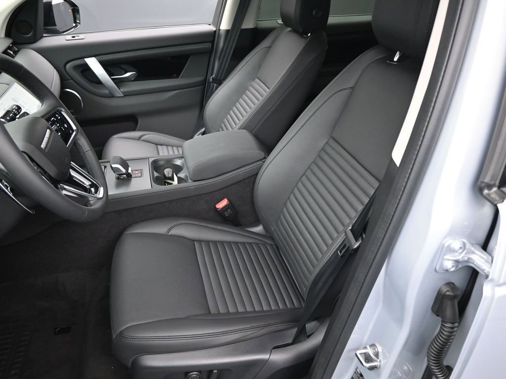 New 2025 Land Rover Discovery Sport S AWD/4WD image 5