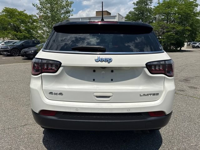 Used 2019 Jeep Compass Limited w/ Safety & Security Group AWD/4WD image 17