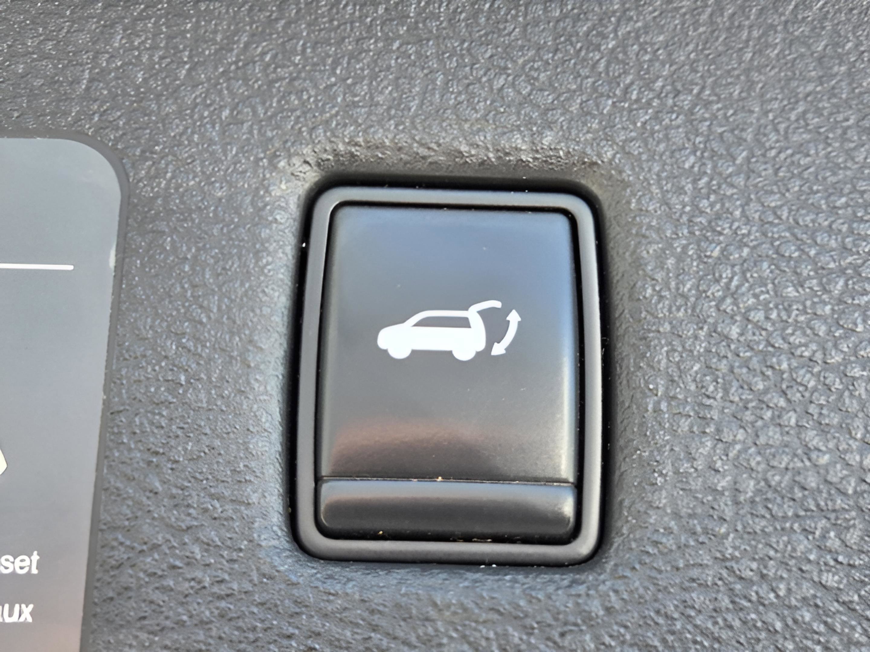 Used 2020 INFINITI QX50 Luxe image 28