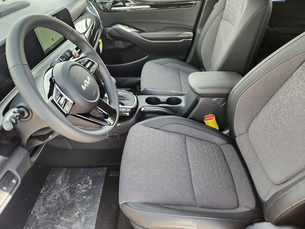 New 2026 Kia Seltos S image 8