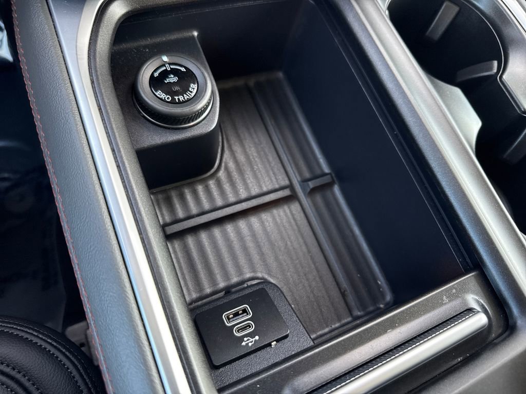 Used 2025 Ford Expedition Active RWD image 23