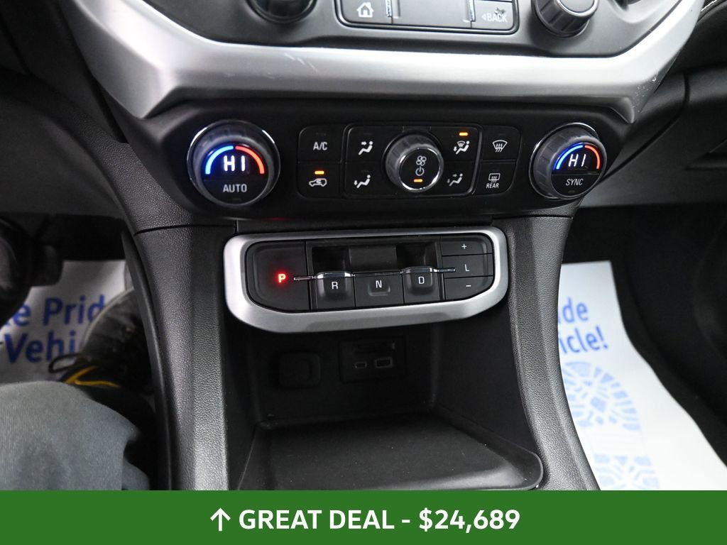 Used 2023 GMC Acadia SLT image 35