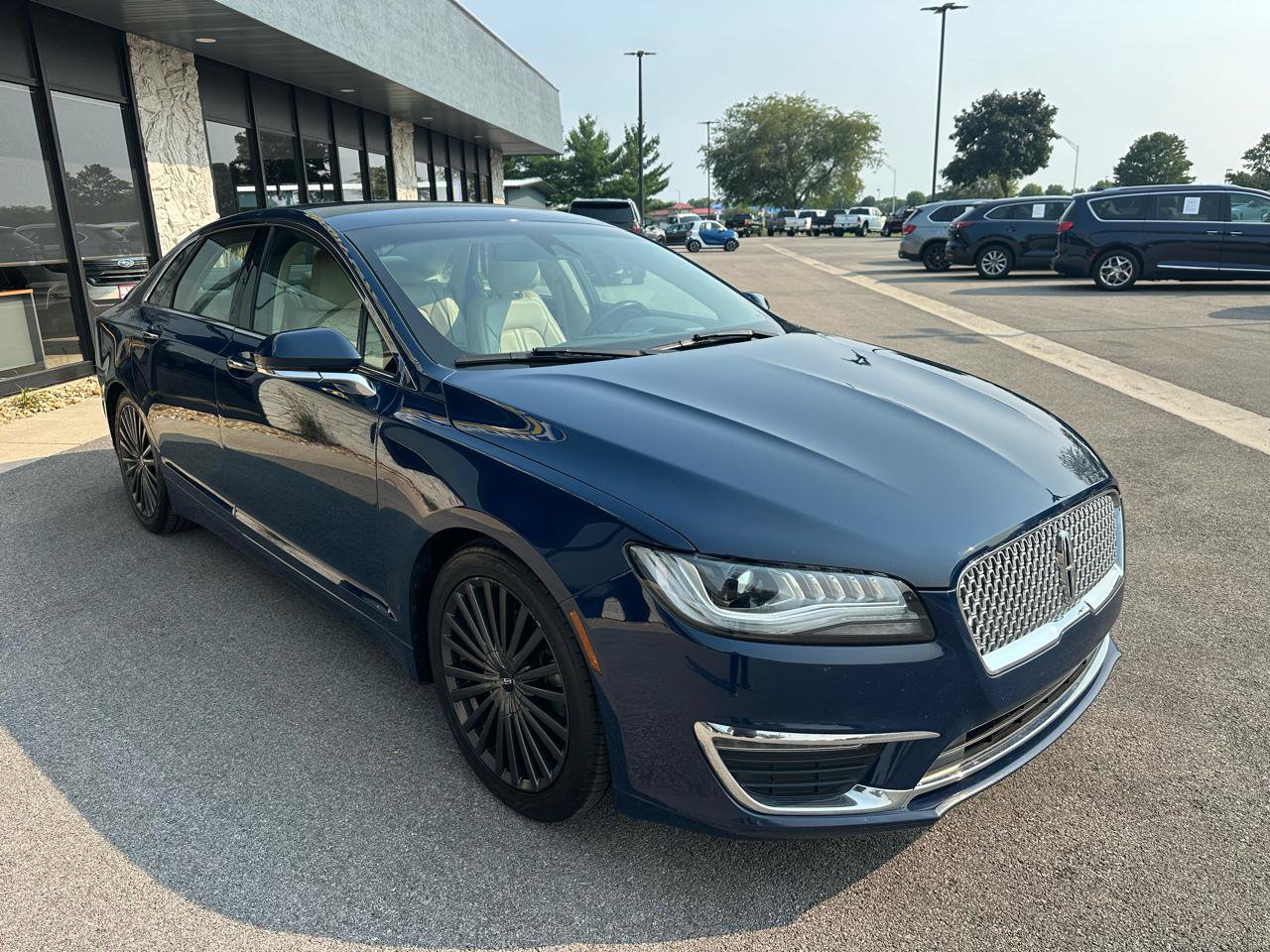Used 2018 Lincoln MKZ Reserve w/ Climate Package AWD/4WD image 9
