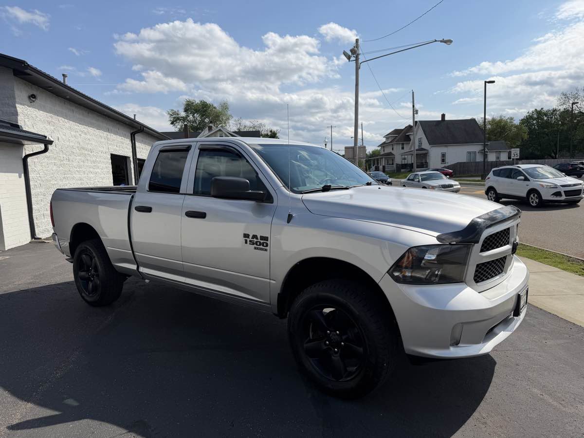 Used 2019 RAM 1500 Express w/ Express Value Package AWD/4WD image 6