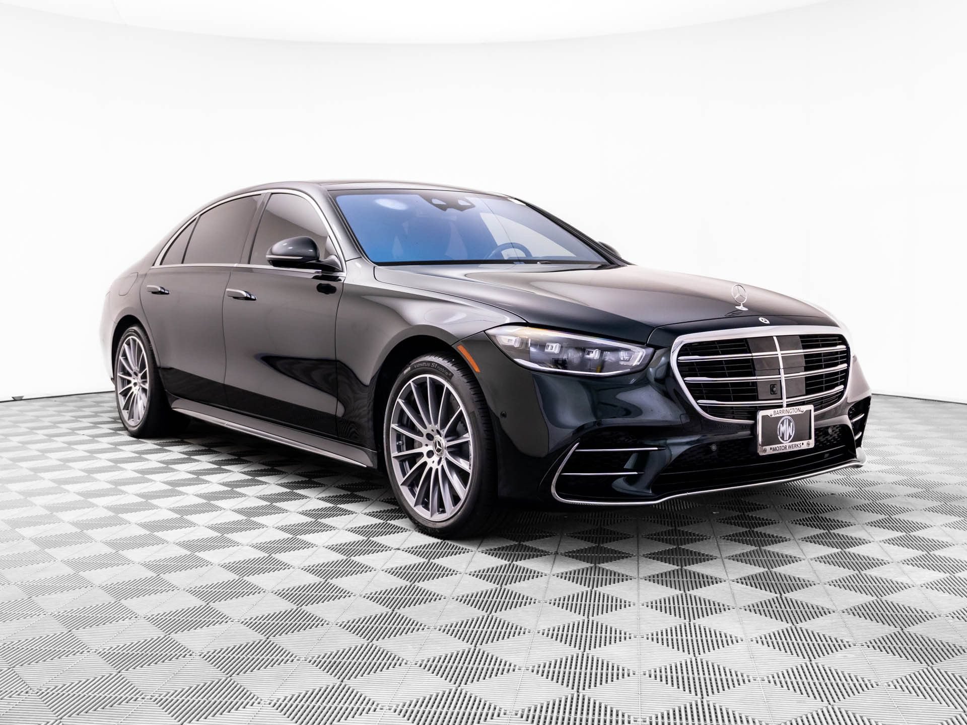 Used 2025 Mercedes-Benz S 580 4MATIC Sedan image 6
