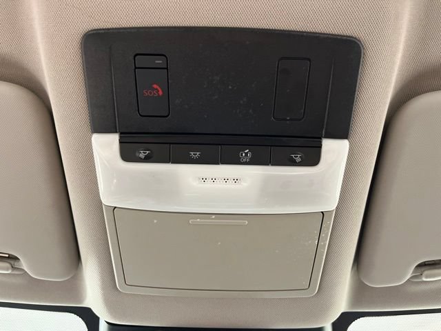 Used 2025 Nissan Rogue SV FWD image 32