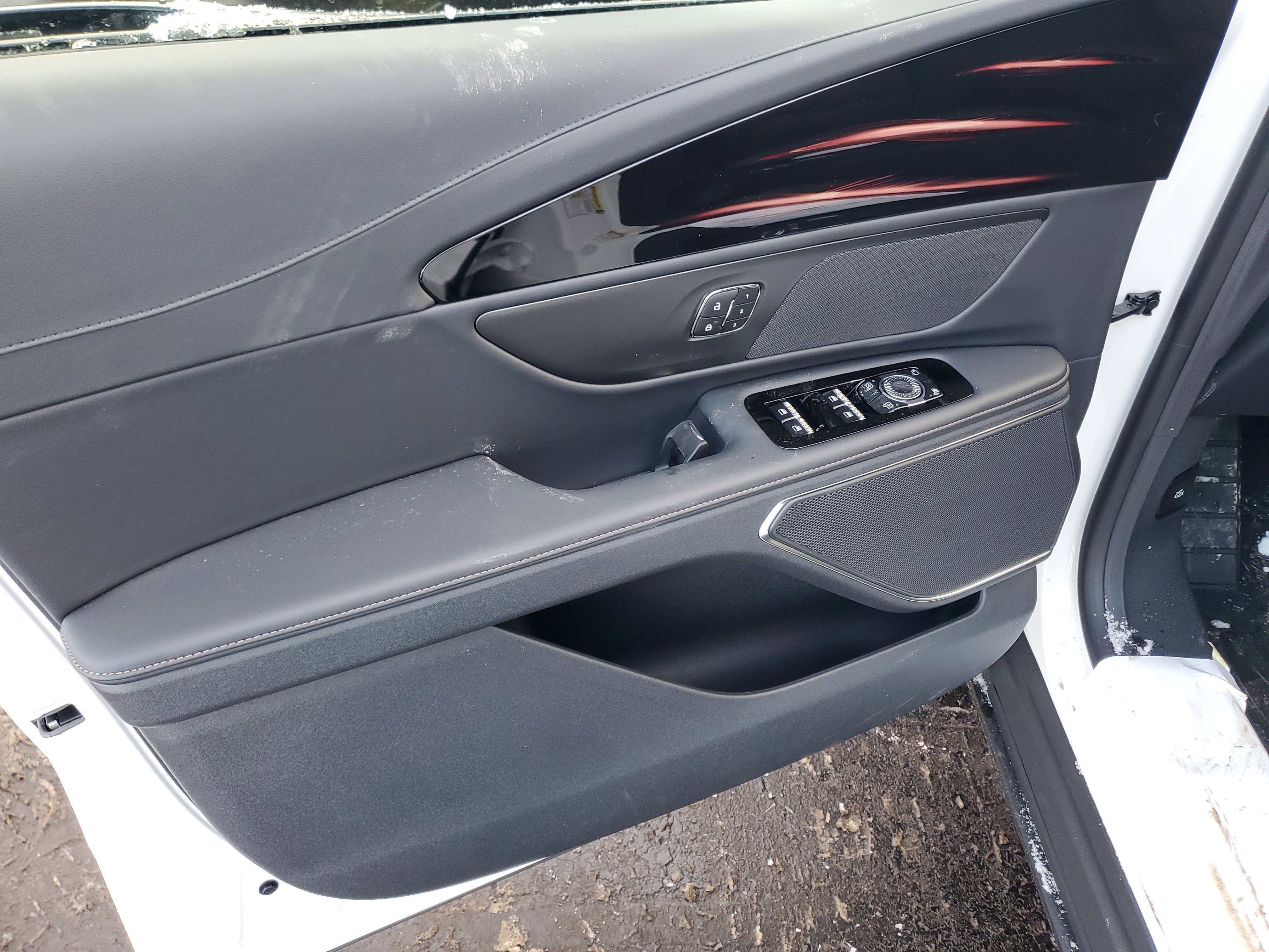 New 2026 Lincoln Nautilus Premier image 8