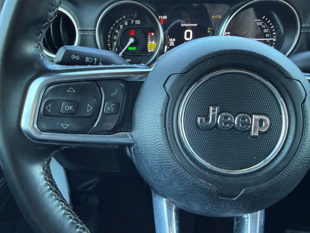Used 2021 Jeep Wrangler Unlimited Sahara AWD/4WD image 16