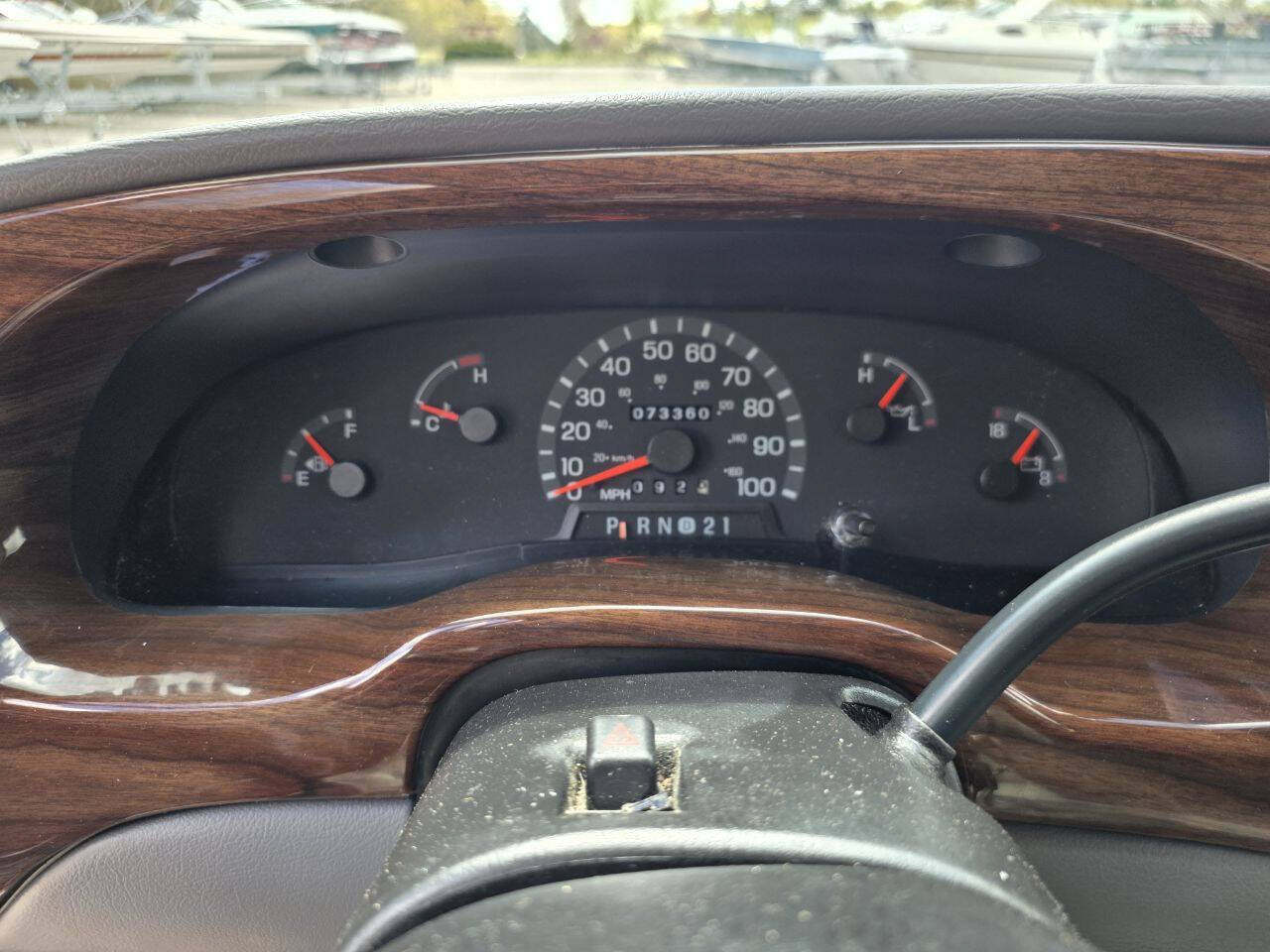 Used 1999 Ford E-150 and Econoline 150 RWD image 22