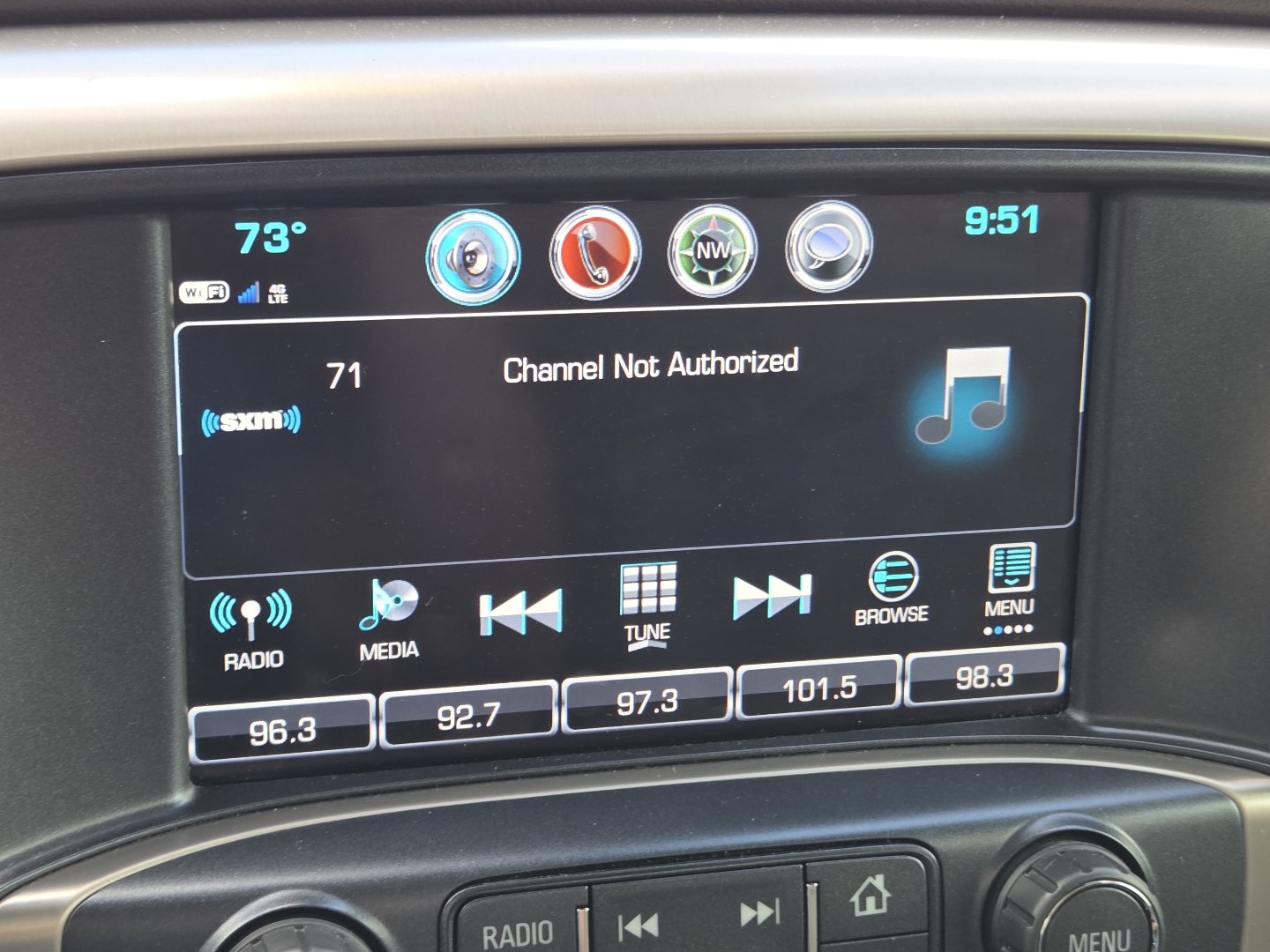 Used 2018 GMC Sierra 2500 Denali w/ Duramax Plus Package AWD/4WD image 31