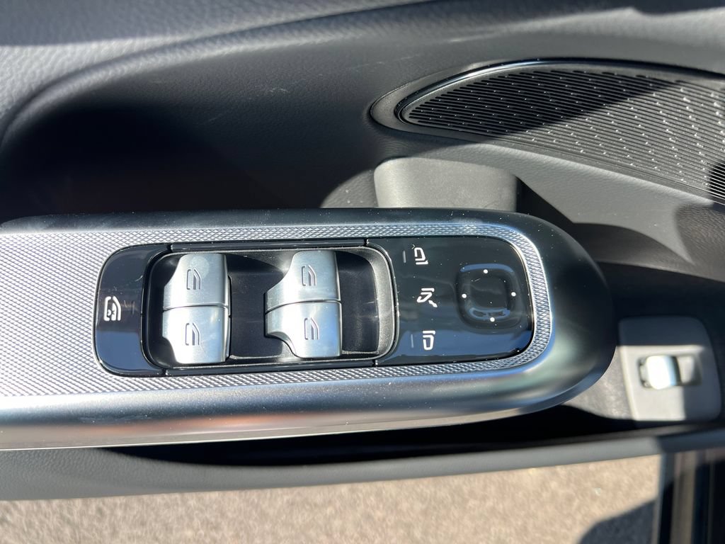 New 2027 Mercedes-Benz E 450 4MATIC Sedan image 11