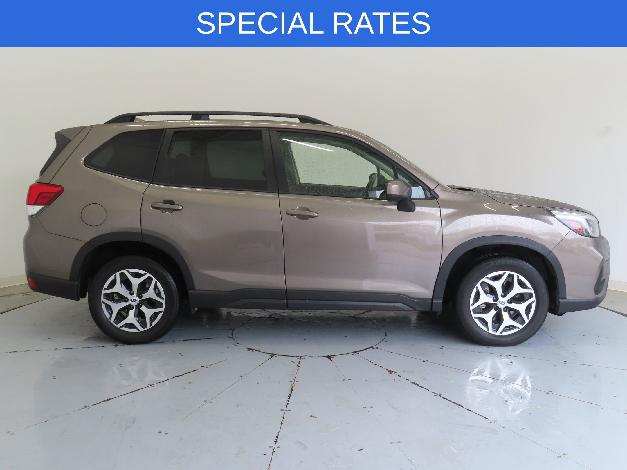 Used 2021 Subaru Forester Premium image 2