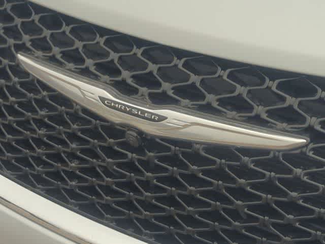 New 2026 Chrysler Pacifica Limited AWD/4WD image 12
