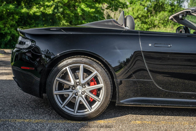 Used 2015 Aston Martin V8 Vantage GT RWD image 10