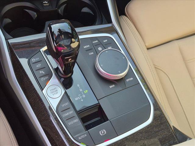 Used 2020 BMW 330i Sedan w/ Premium Package RWD image 11