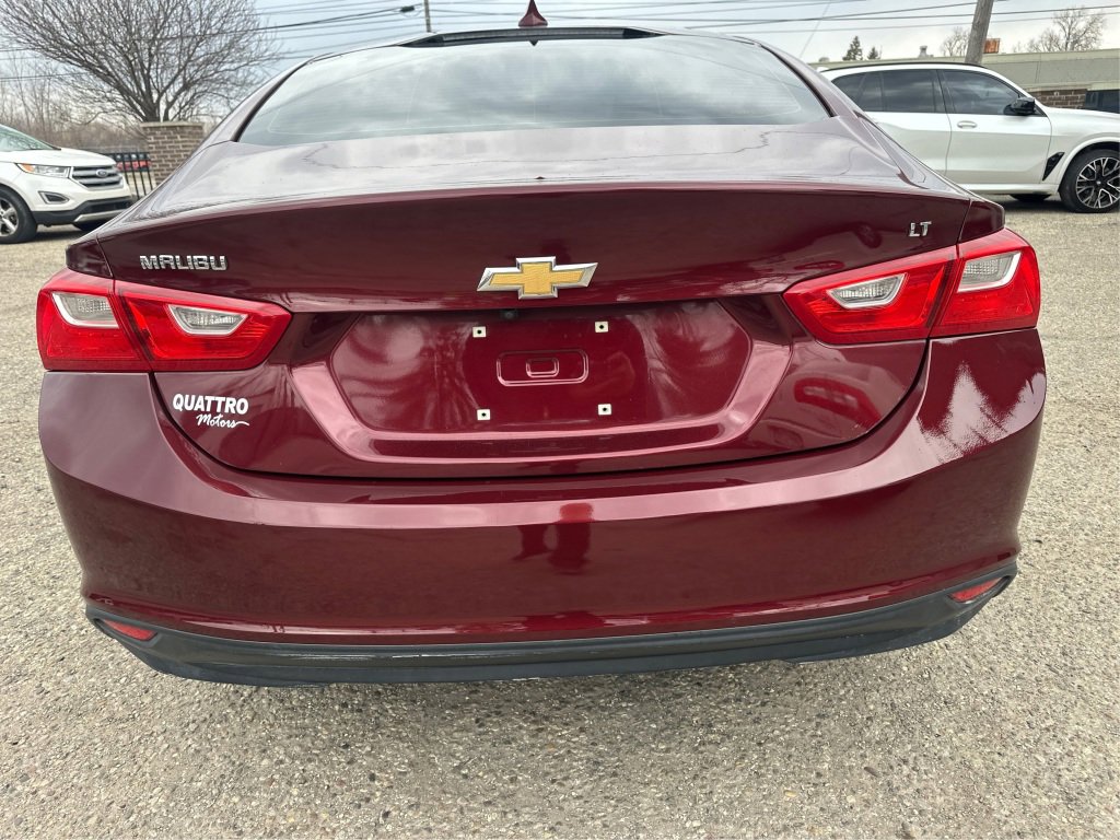 Used 2016 Chevrolet Malibu LT image 18
