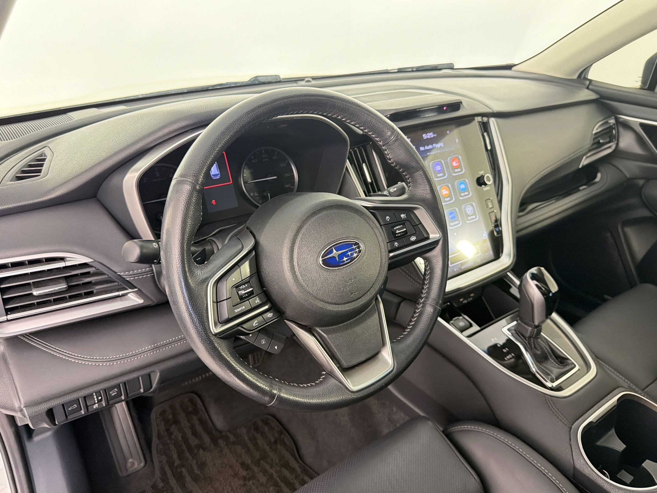 Used 2021 Subaru Outback Limited XT image 4