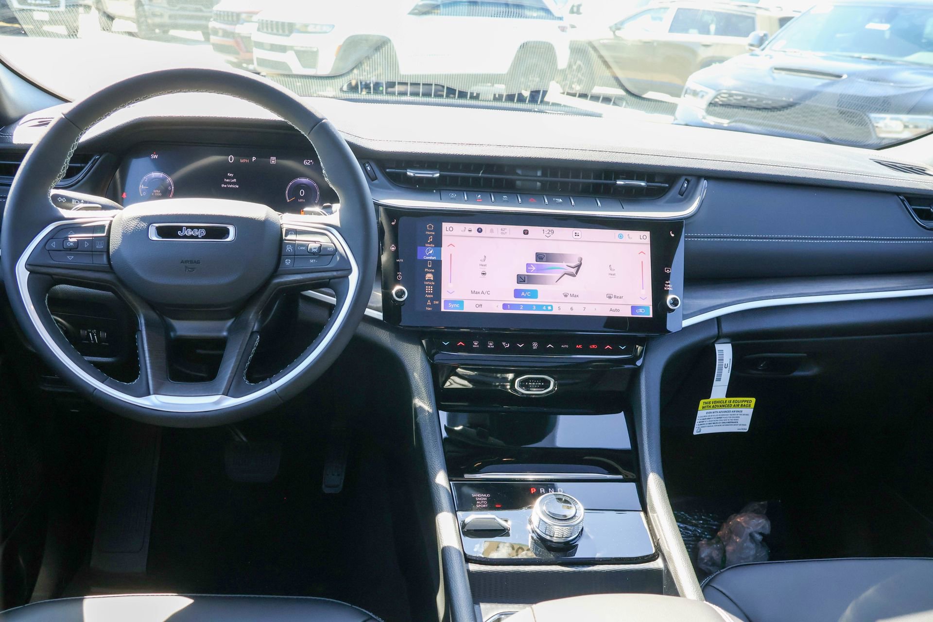 New 2026 Jeep Grand Cherokee Limited image 16