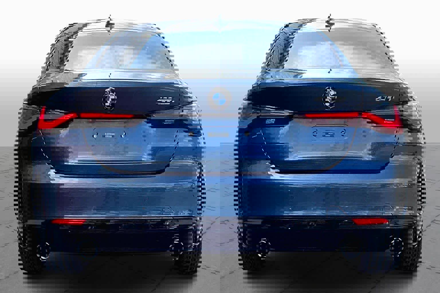 Used 2021 BMW 430i Coupe w/ Convenience Package image 8