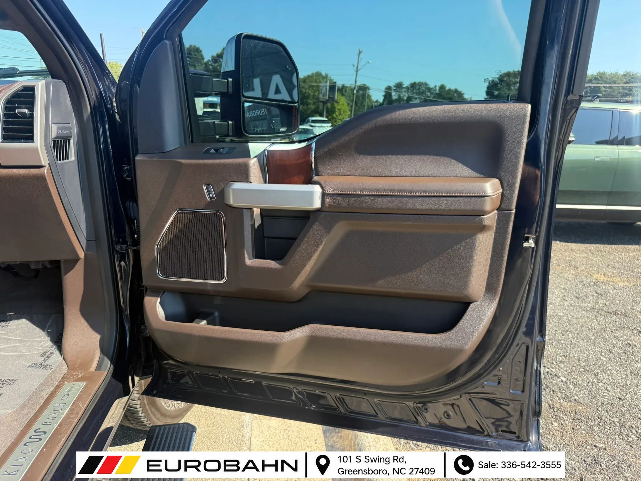 Used 2022 Ford F250 King Ranch w/ King Ranch Ultimate Package AWD/4WD image 24