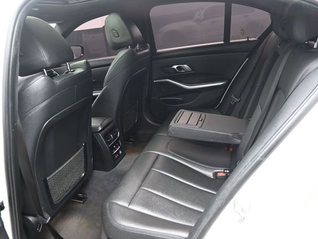 Used 2020 BMW 330i Sedan w/ Convenience Package RWD image 15