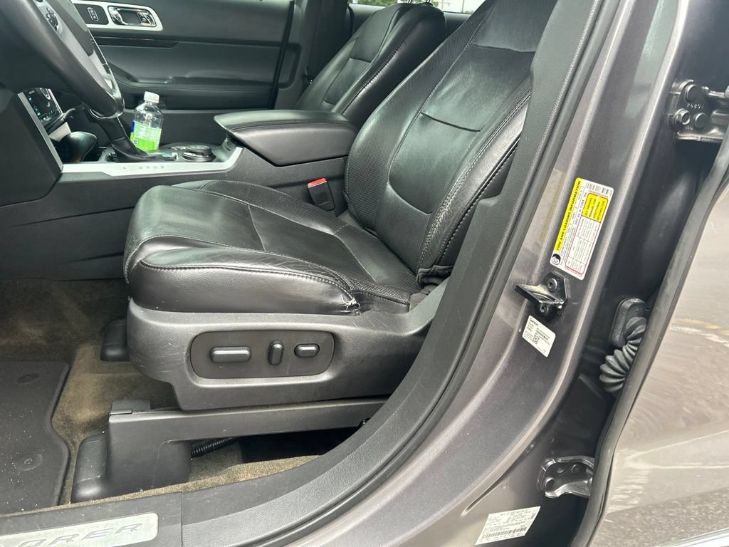 Used 2013 Ford Explorer Limited AWD/4WD image 16